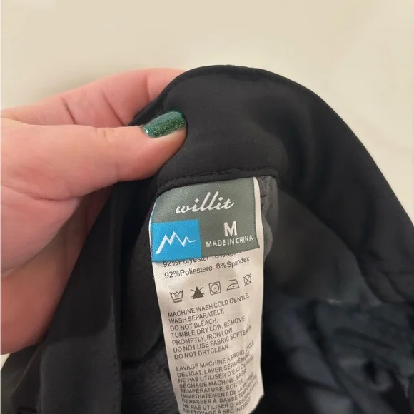 Women’s Black Snow Pants size medium - Picture 8 of 8